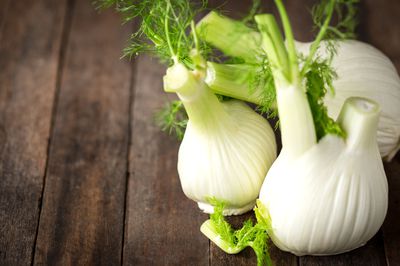 Bulbe frais de fenouil, graines de fenouil